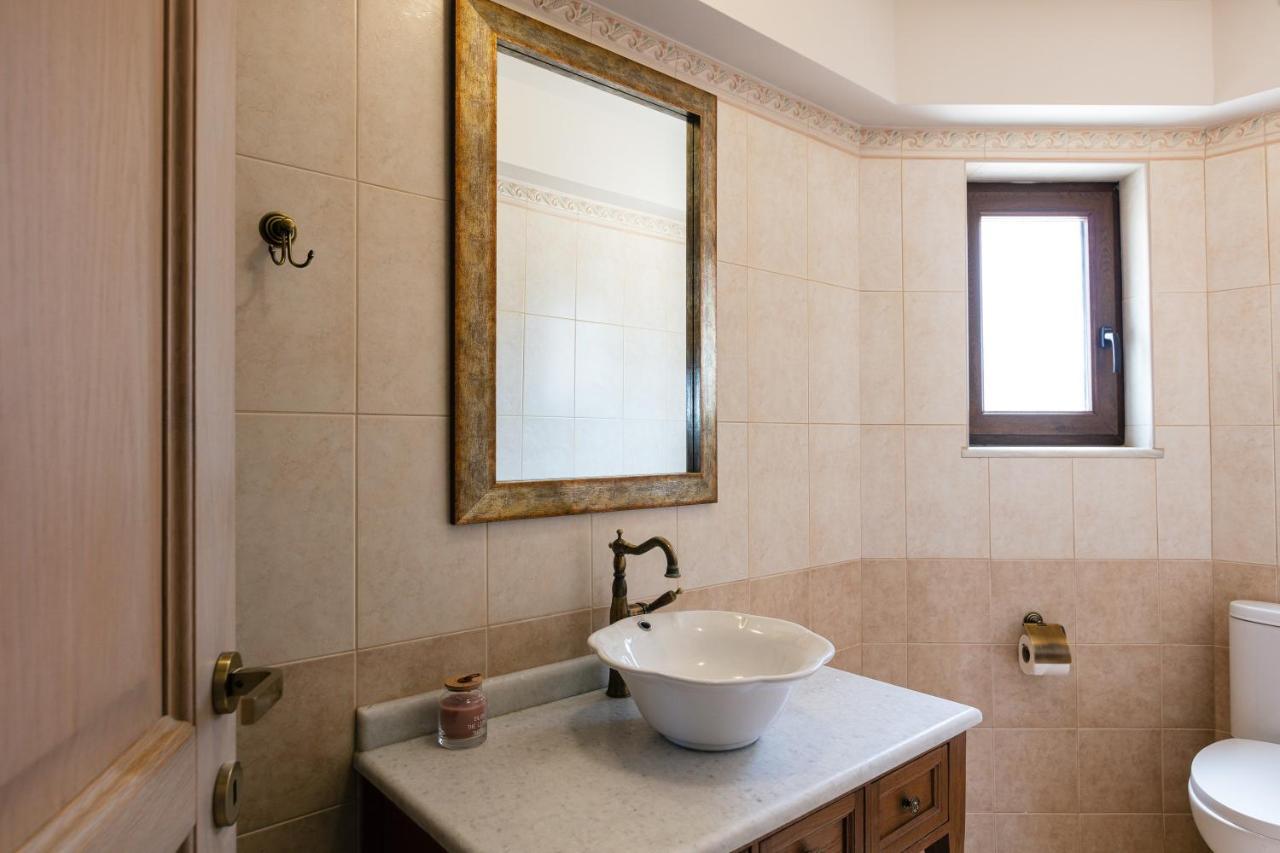 Villa Golden Hill Chania  Exteriör bild